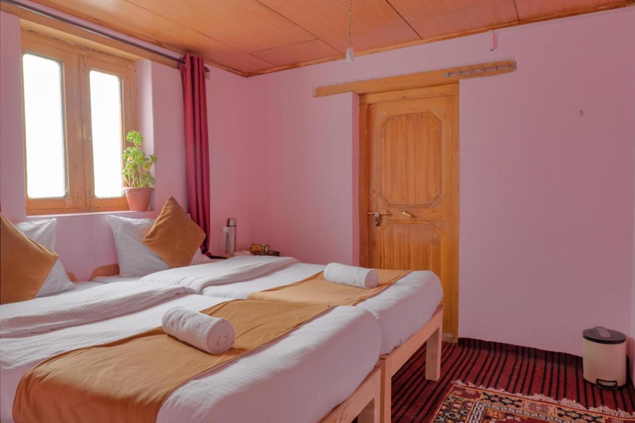 Astrostays At Pangong Spangmik Exterior photo